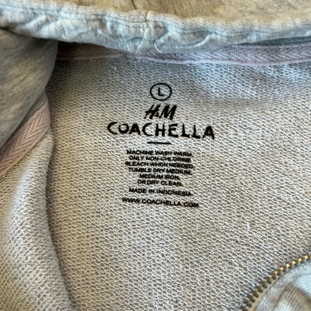 Coachella Hoodie - Picture 6 of 8